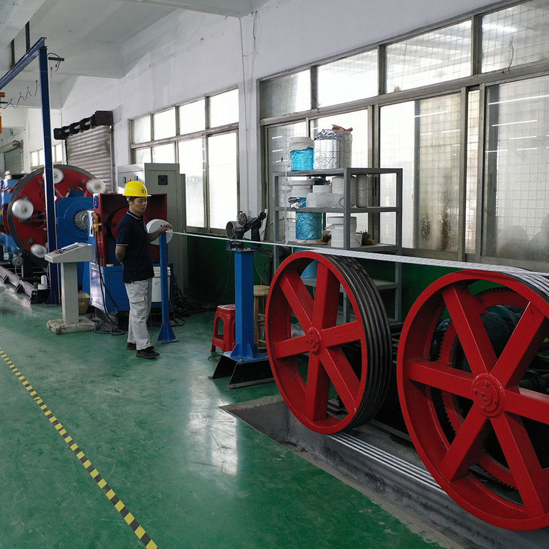 UL-zertifiziertes wasserdichtes, anpassbares Ladekabel für Stromanwendungen mit mehreren Kernoptionen